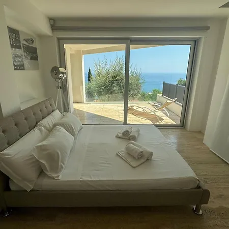 Apartment Mont Des Olives - Cap D'ail- App4